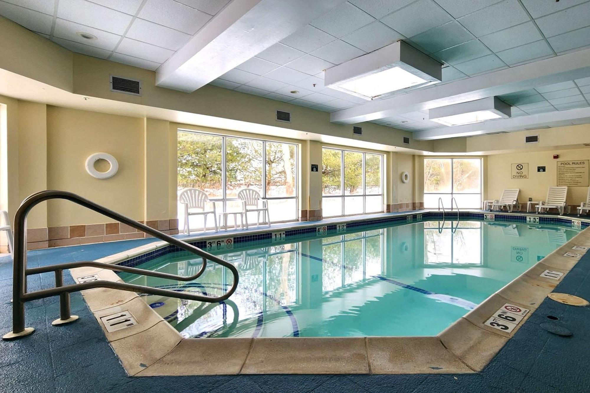 Comfort Inn & Suites Mount Pocono Luaran gambar