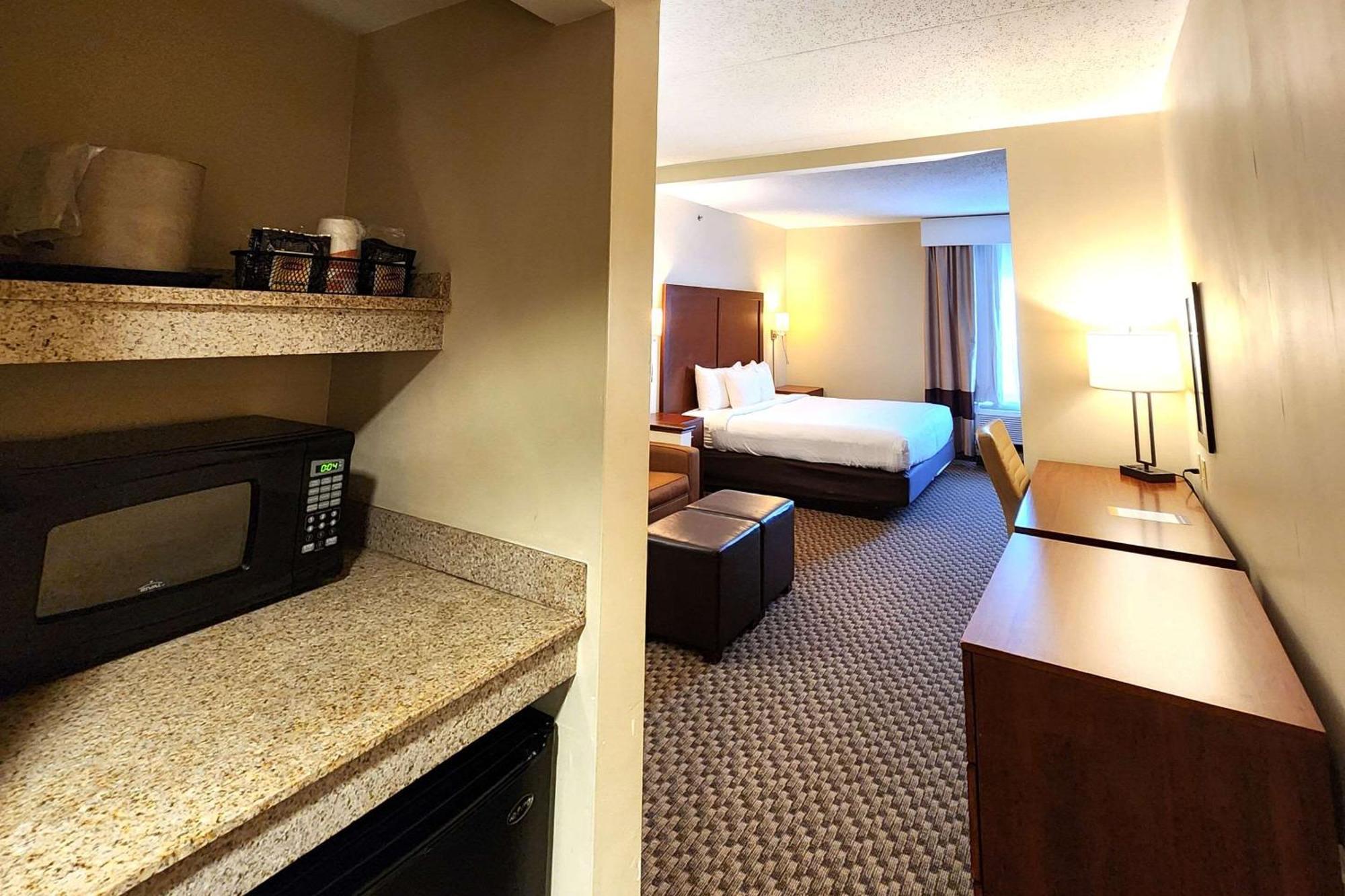 Comfort Inn & Suites Mount Pocono Luaran gambar