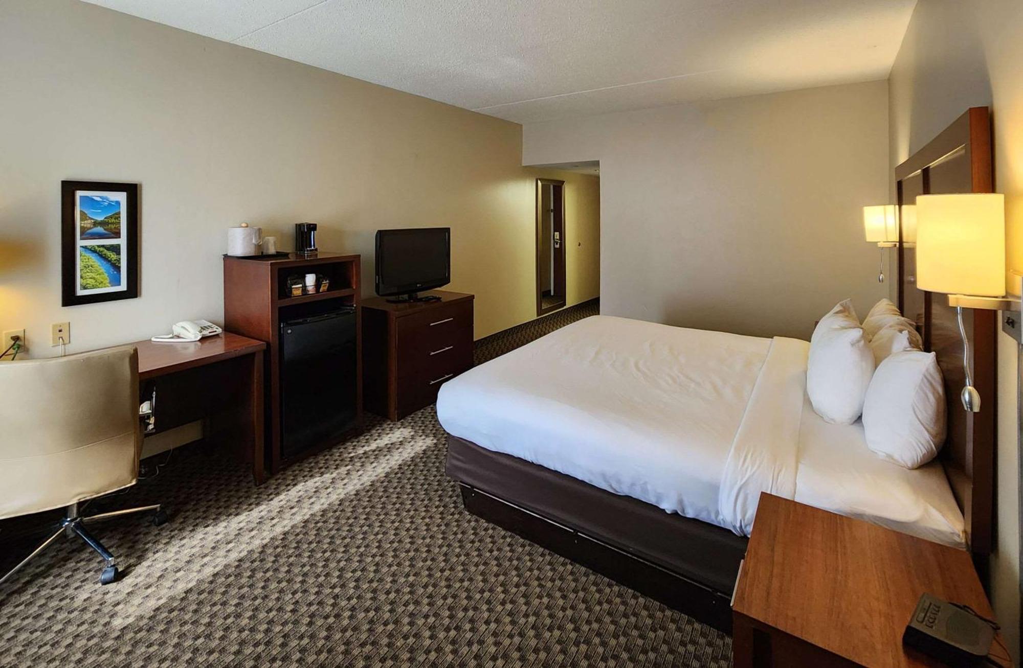 Comfort Inn & Suites Mount Pocono Luaran gambar