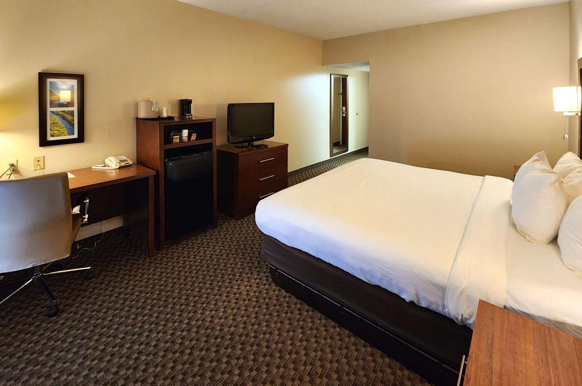 Comfort Inn & Suites Mount Pocono Luaran gambar